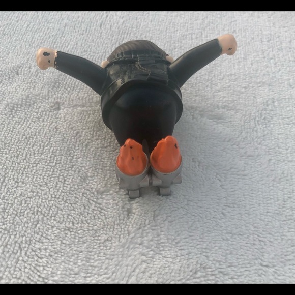 McDonalds Minions Happy Meal Toy 2019 Young Gru - Picture 4 of 6